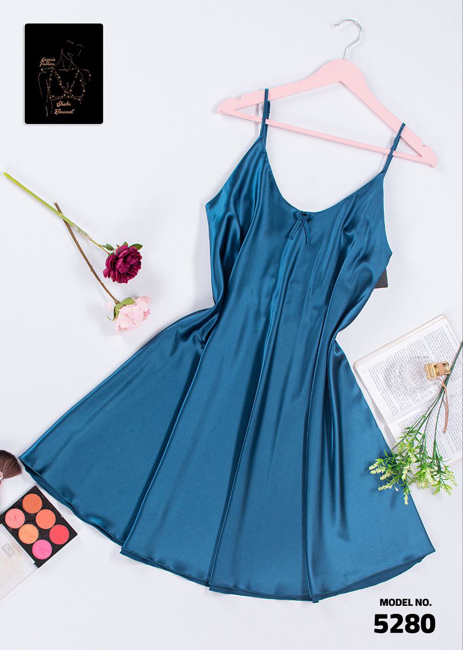 blue dress